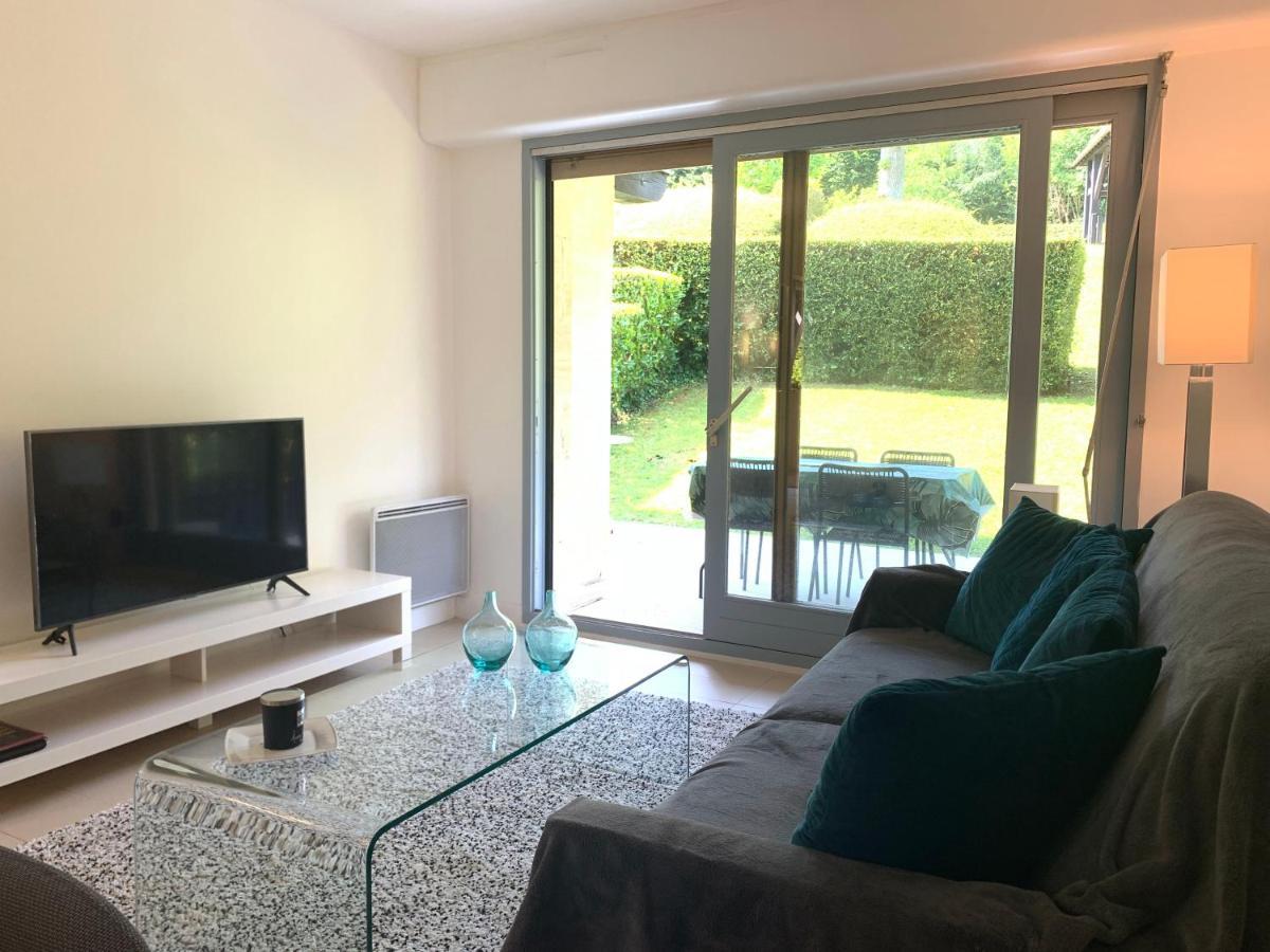 Rez-De-Jardin - Residence Avec Piscine - Deauville Eksteriør bilde